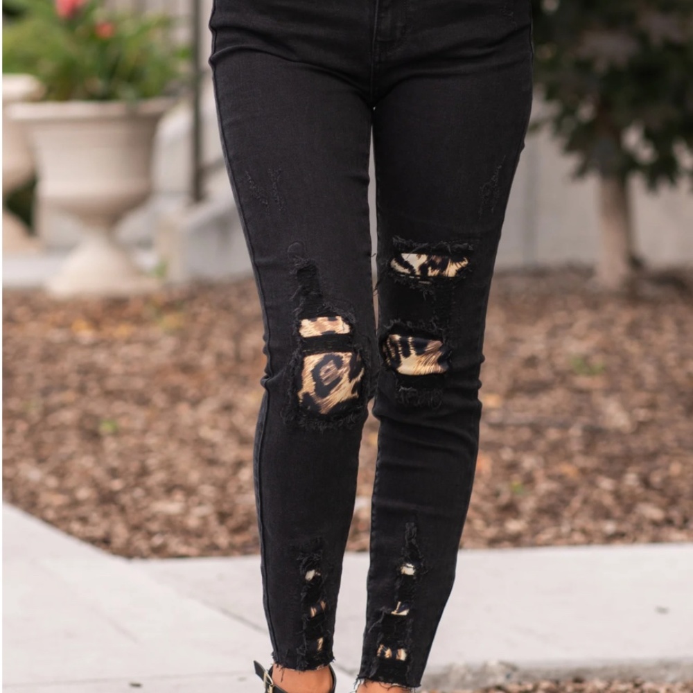 Judy Blue  Black Skinny Fit JB82168BK Animal Print Jean - size 18W